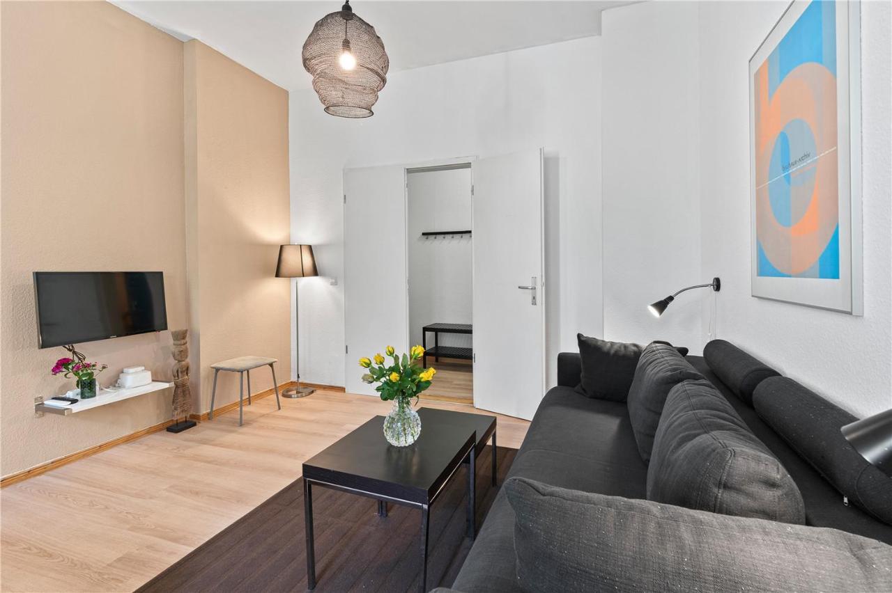 Holiday 33 Apartments Efg Schoenhauser Allee Mit Balkon Berlin Kültér fotó