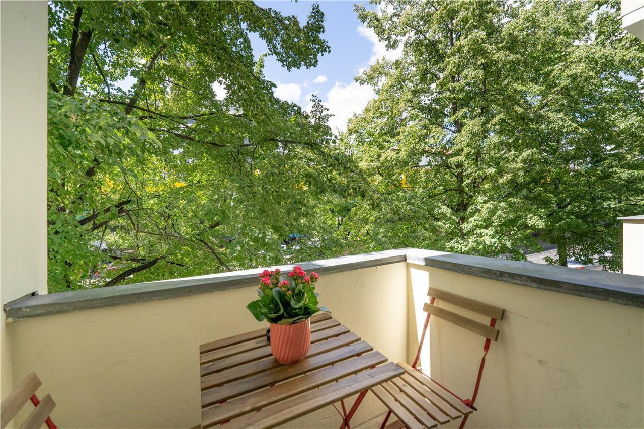 Holiday 33 Apartments Efg Schoenhauser Allee Mit Balkon Berlin Kültér fotó